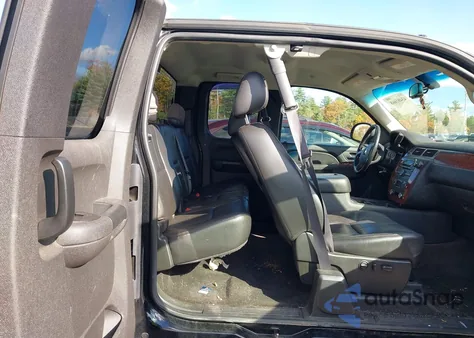 2011 Chevrolet Silverado 2500Hd Ltz z USA, uszkodzony, nr VIN 1GC2KYCG2BZ192045